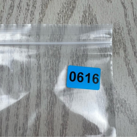 616 - Michael Kors Elson Solid Tie Black 001 2MKC23-5042 Silk Blend $69.50 - Picture 5 of 5